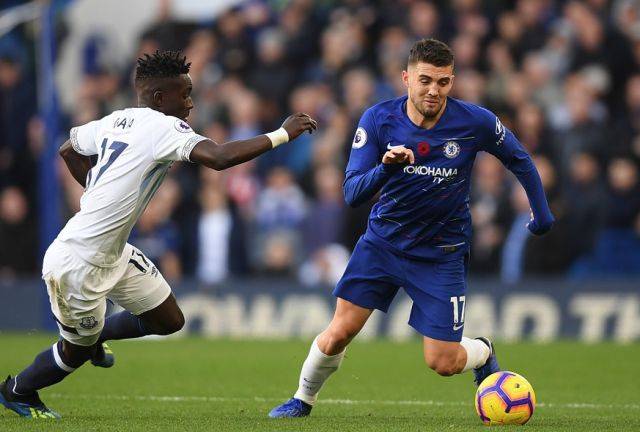 英超积分榜：切尔西暂居榜首